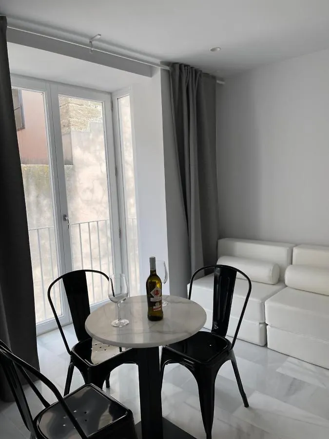 San Lorenzo Apartamentos Y Suites Cadiz Apartment